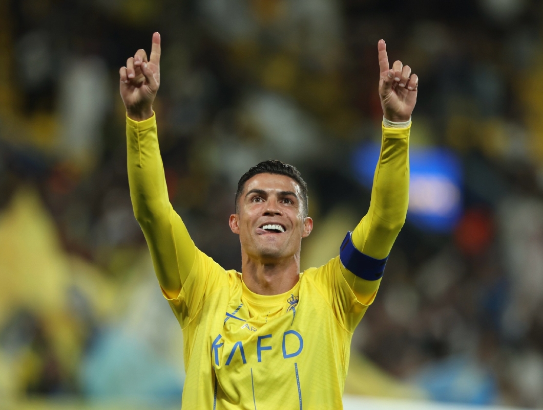 包含马赛对阵南锡，争取主场全取胜利的词条