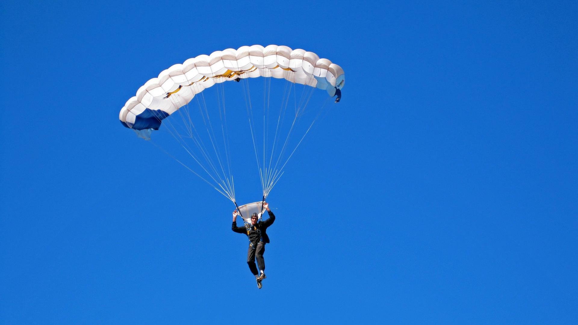 新王登基之战，班凯罗力压黄蜂，用全能表现宣告时代更迭