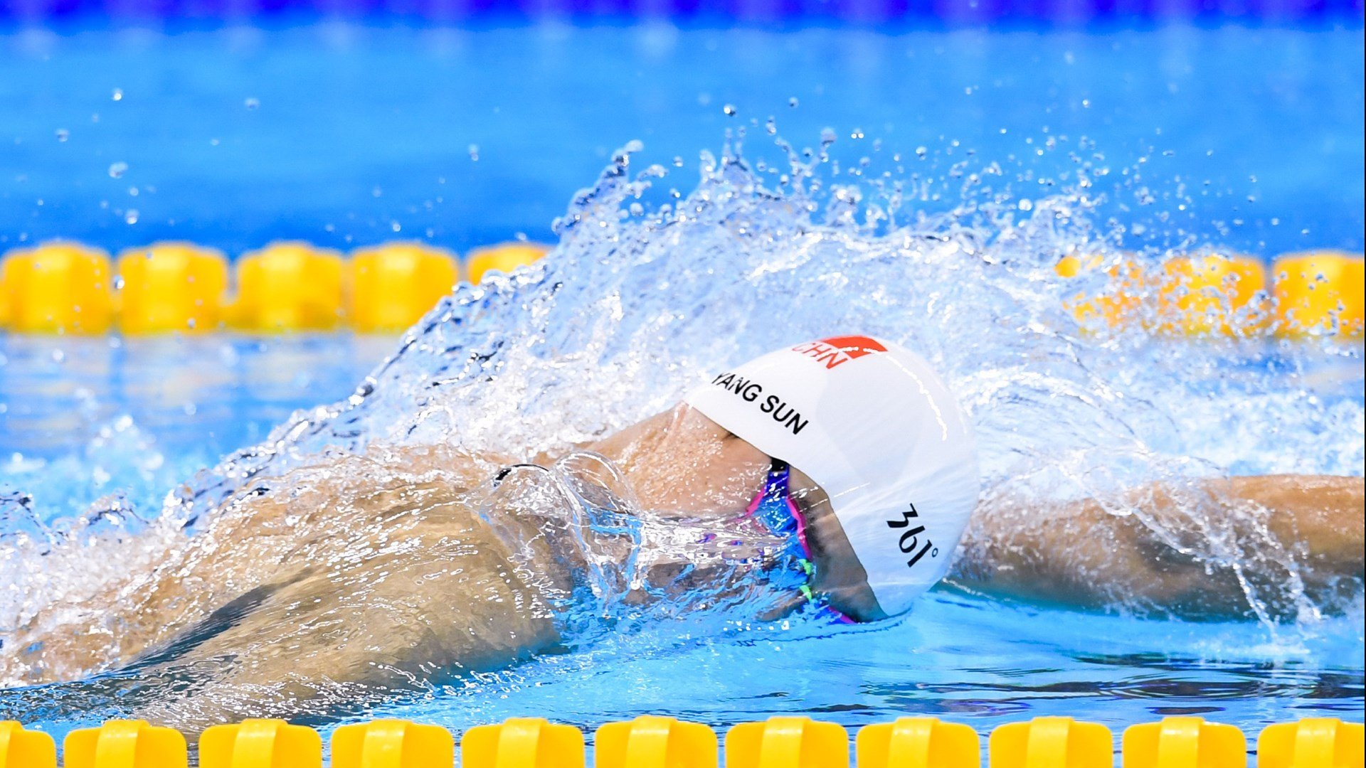 世界排名争夺战之夜，伦纳德关键战不手软